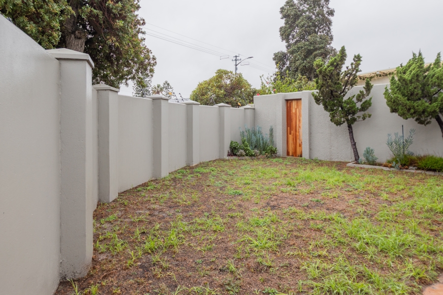 5 Bedroom Property for Sale in Milnerton Central Western Cape